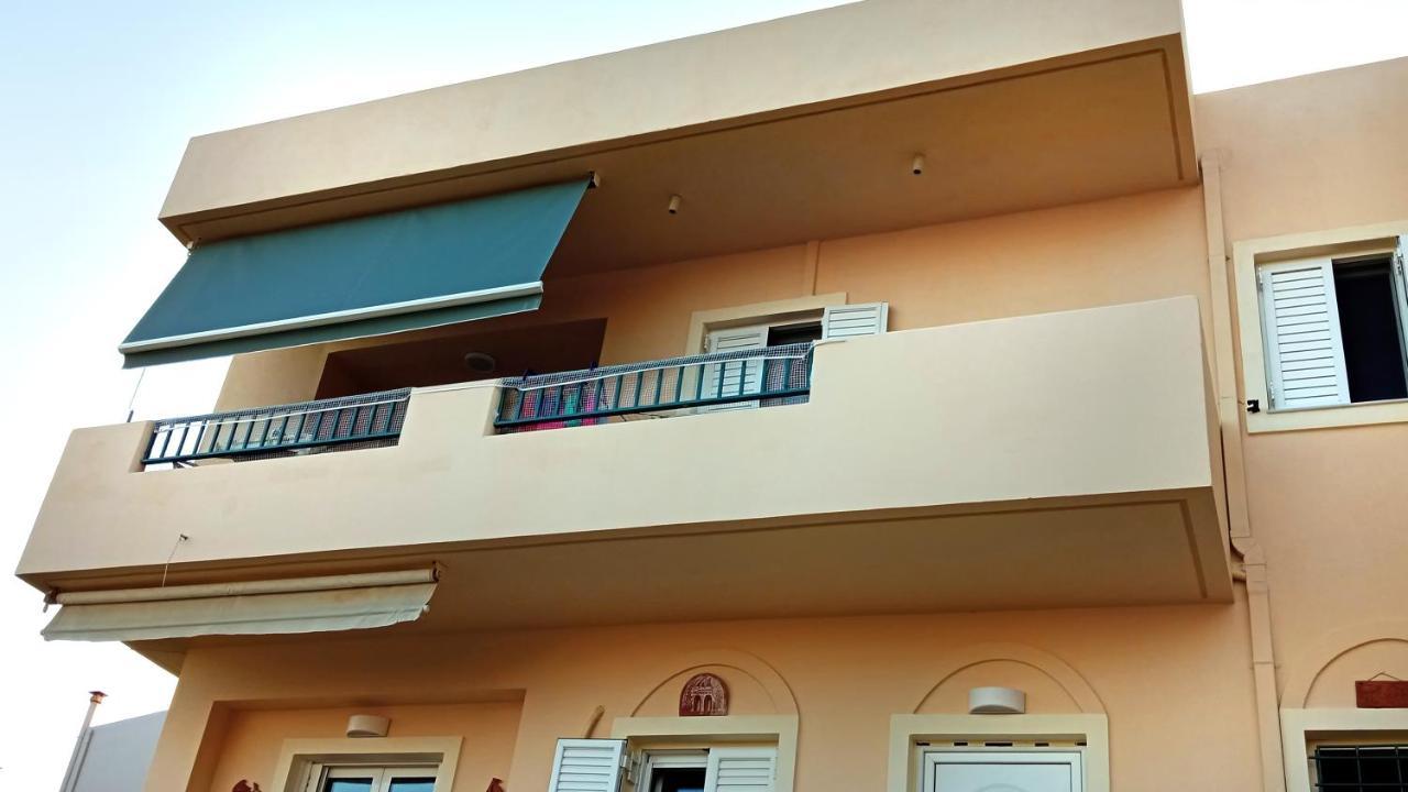 ISALO Villa Makrýgialos Esterno foto